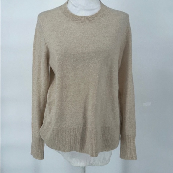 J-Crew Women’s 100% Cashmere classic-fit crewneck sweater Long sleeve Size Small - Picture 3 of 10